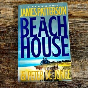 The Beach House by James Patterson and Peter De Jonge
